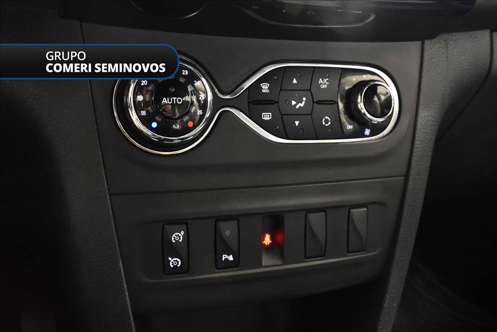 SANDERO 1.6 16V SCE FLEX INTENSE X-TRONIC