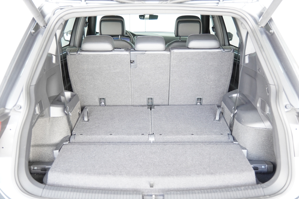 TIGUAN 2.0 300 TSI GASOLINA ALLSPACE R-LINE AUTOMÁTICO8