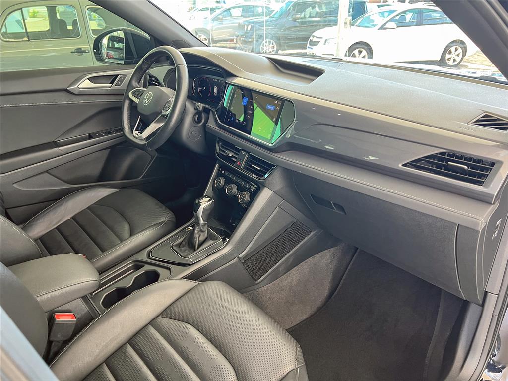 TAOS 1.4 250 TSI TOTAL FLEX HIGHLINE AUTOMÁTICO13