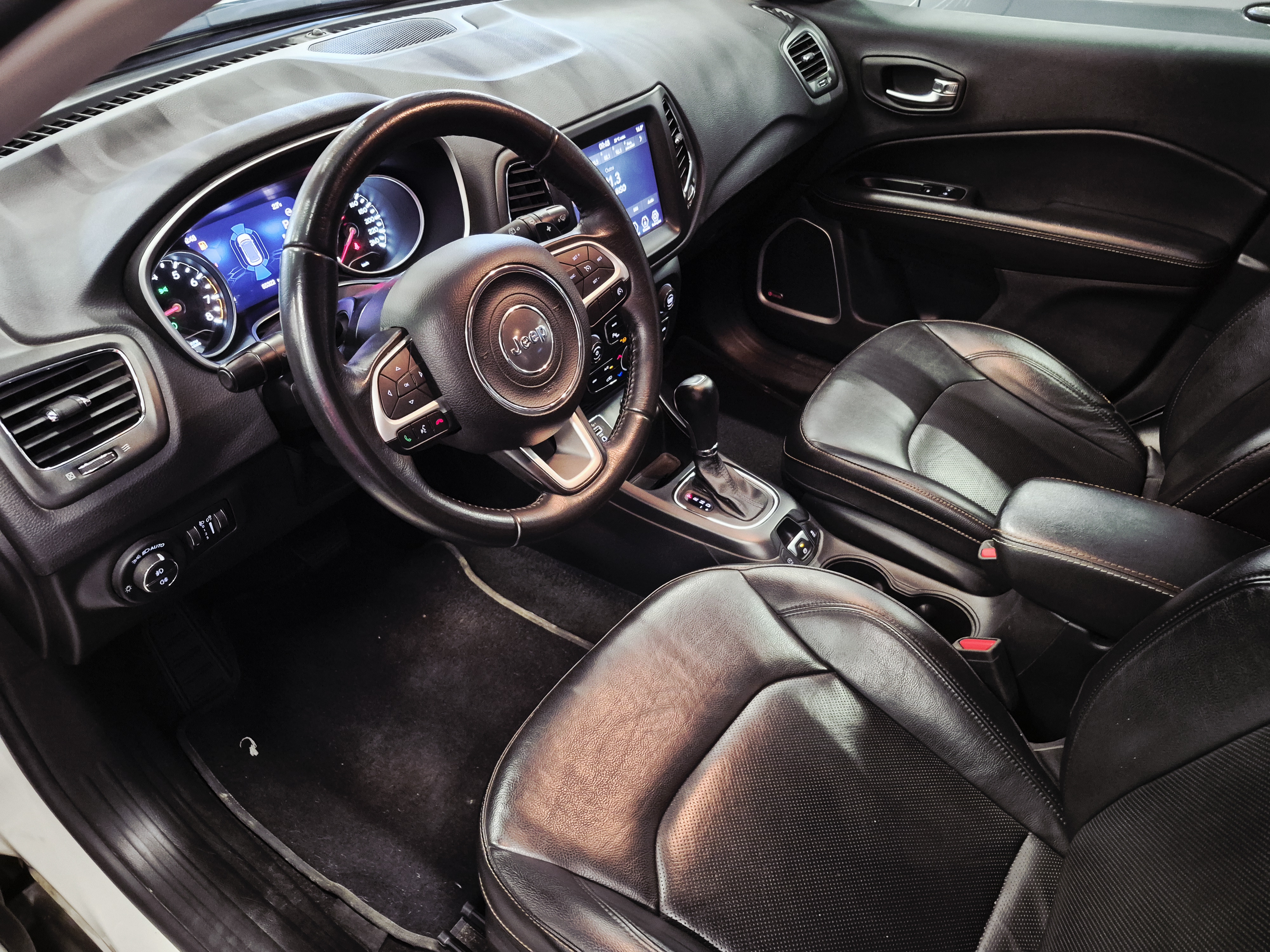 Foto ilustrativa do carro