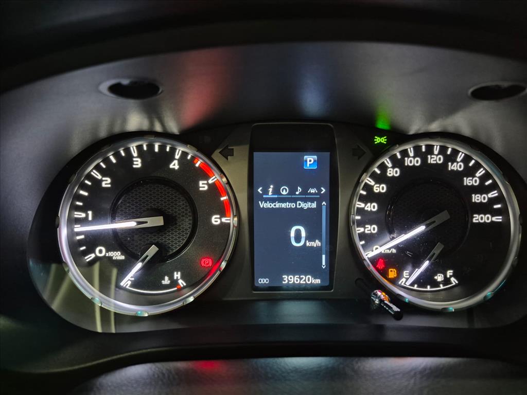 HILUX 2.8 D-4D TURBO DIESEL CD SRX 4X4 AUTOMÁTICO3