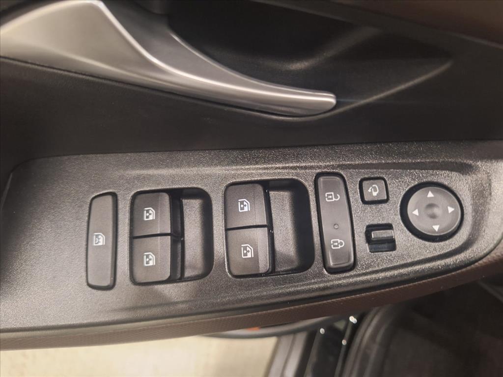 Hyundai-CRETA-1.0 TGDI FLEX PLATINUM AUTOMÁTICO