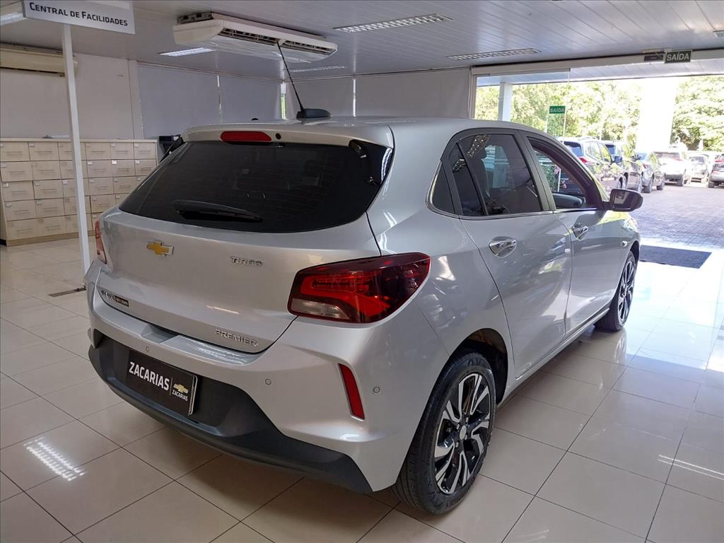 ONIX 1.0 TURBO FLEX PREMIER AUTOMÁTICO4