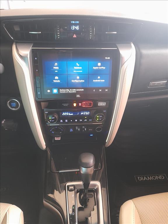 HILUX 2.8 D-4D TURBO DIESEL CD SRX 4X4 AUTOMÁTICO9