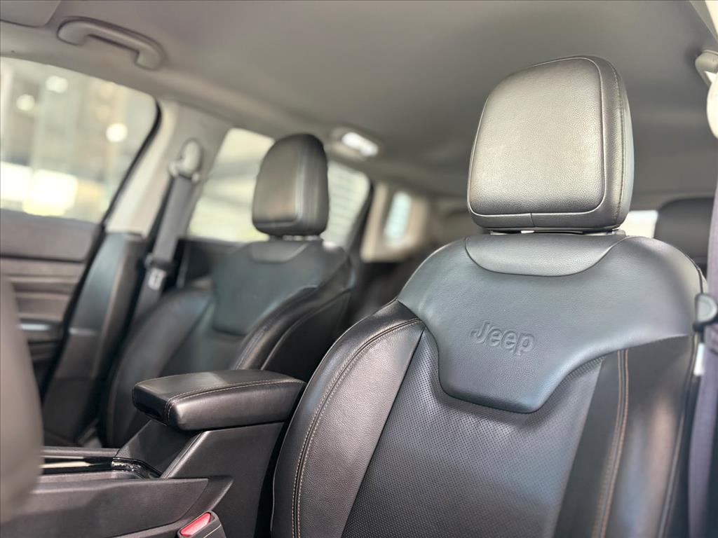 Jeep-COMPASS-1.3 T270 TURBO FLEX LIMITED AT6