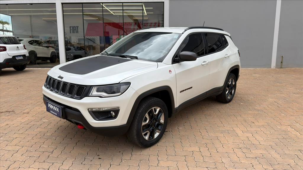 COMPASS 2.0 16V DIESEL TRAILHAWK 4X4 AUTOMÁTICO