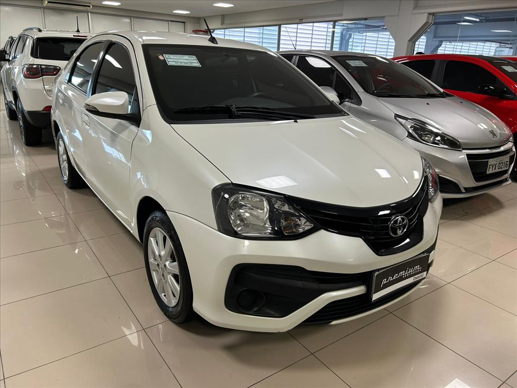 ETIOS 1.5 X PLUS SEDAN 16V FLEX 4P AUTOMÁTICO3