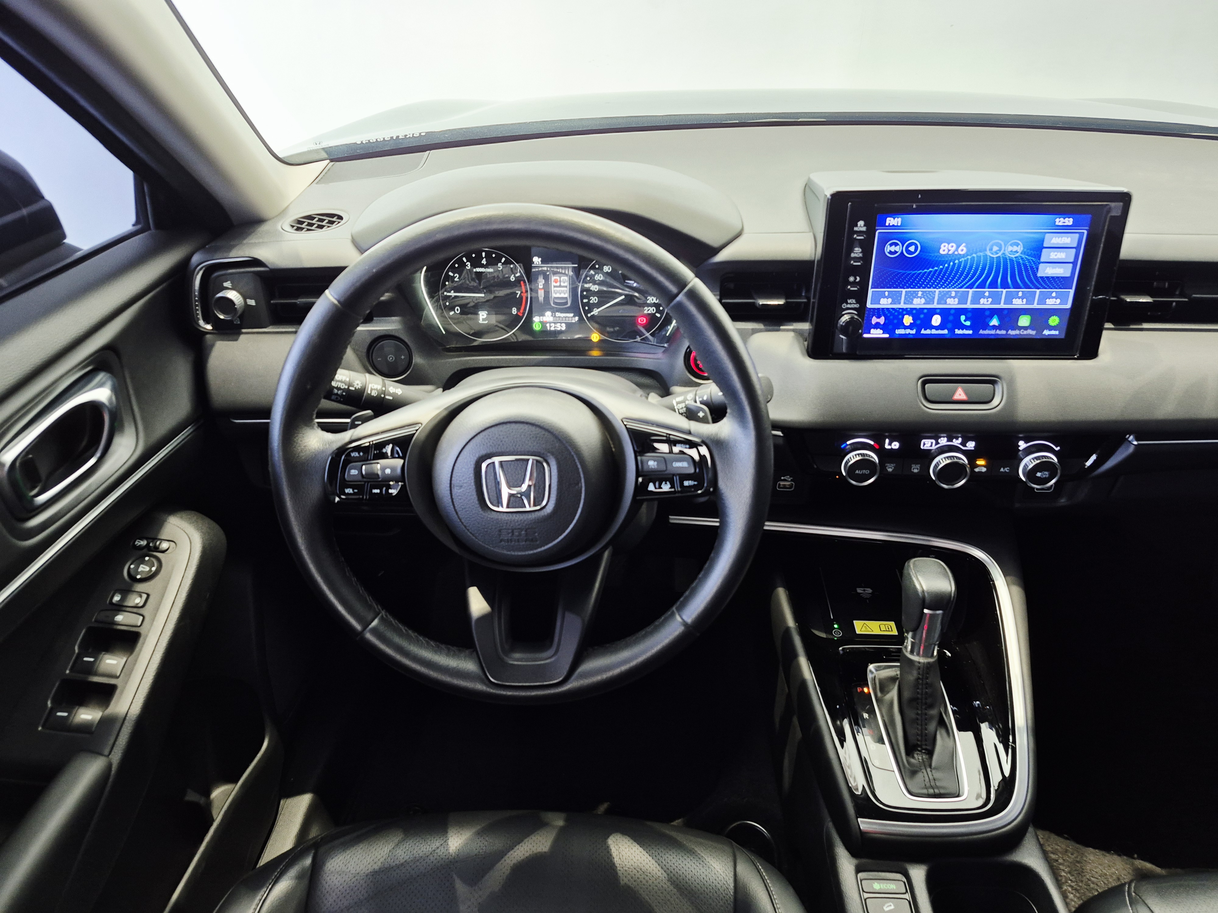 Foto ilustrativa do carro