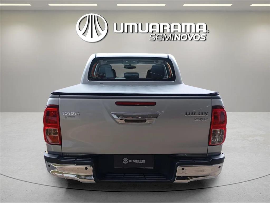 HILUX 2.8 D-4D TURBO DIESEL CD GR-S 4X4 AUTOMÁTICO5
