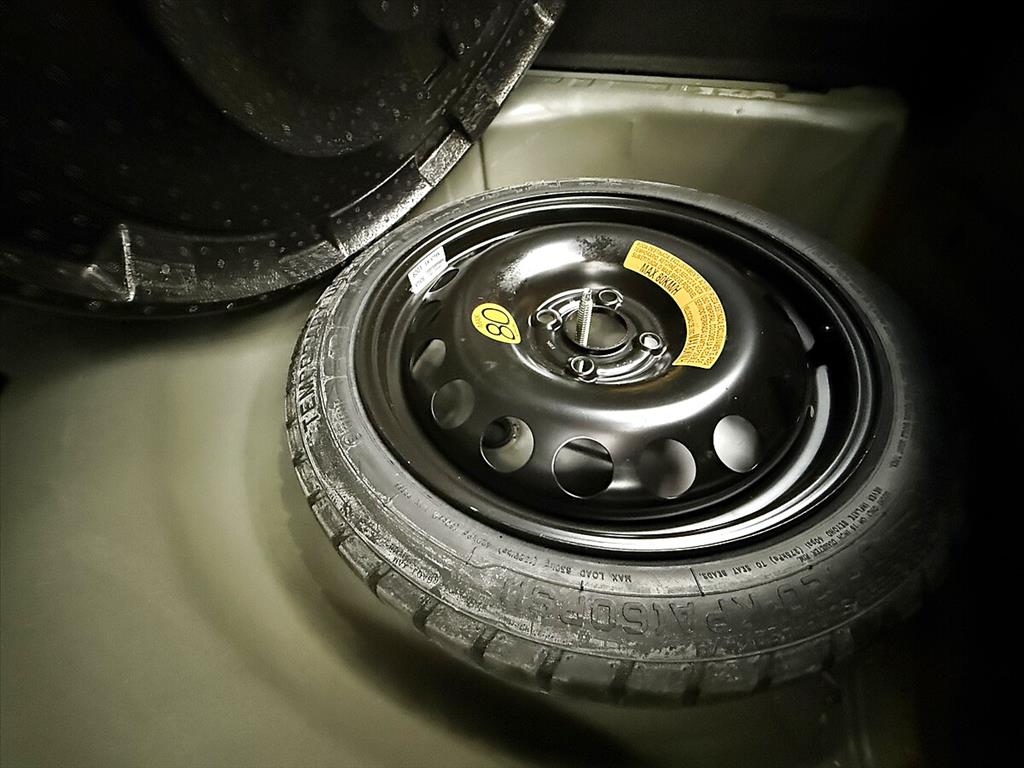 Chevrolet Onix - 1.0 MPFI LT 8V FLEX 4P MANUAL