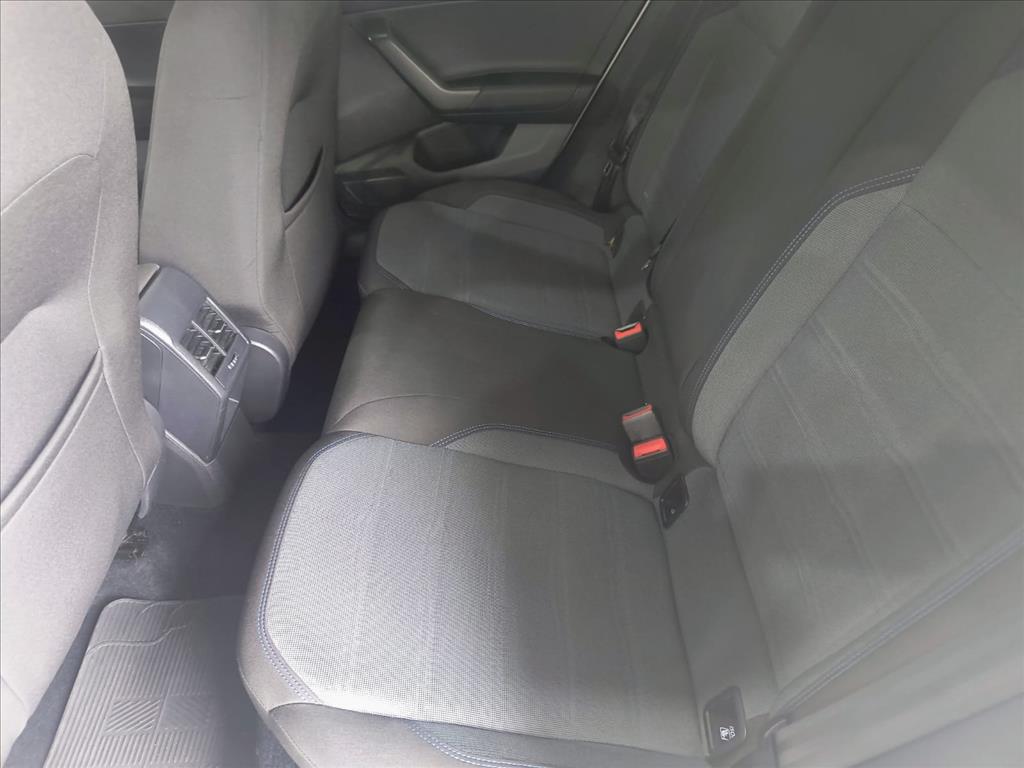 NIVUS 1.0 200 TSI TOTAL FLEX COMFORTLINE AUTOMÁTICO6