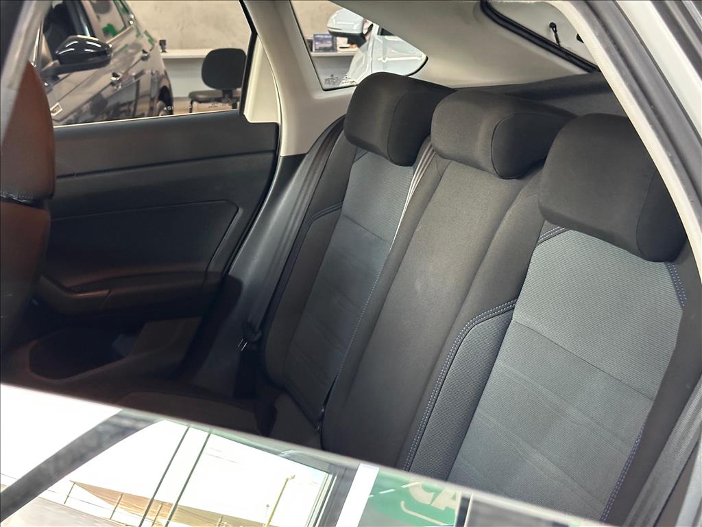 NIVUS 1.0 200 TSI TOTAL FLEX COMFORTLINE AUTOMÁTICO8