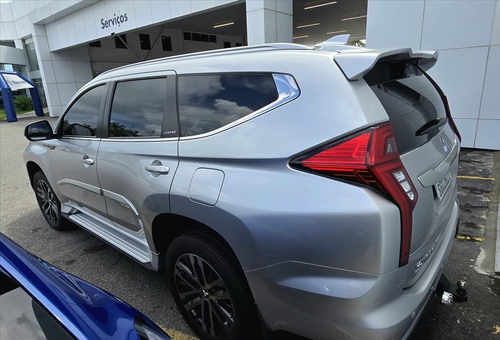 PAJERO SPORT 2.4 16V MIVEC TURBO DIESEL LEGEND AWD AUTOMÁTICO3