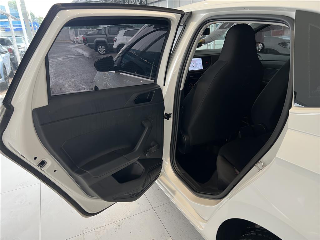 POLO 1.0 MPI TRACK MANUAL16