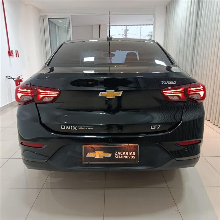 ONIX PLUS 1.0 TURBO FLEX LTZ AUTOMÁTICO3