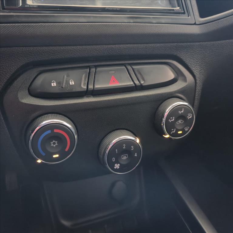 ONIX 1.0 MPFI LT 8V FLEX 4P MANUAL8