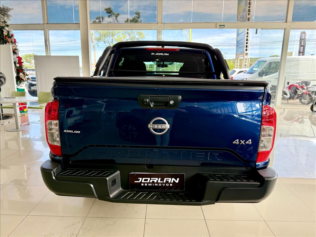 FRONTIER 2.3 16V TURBO DIESEL ATTACK CD 4X4 AUTOMÁTICO5