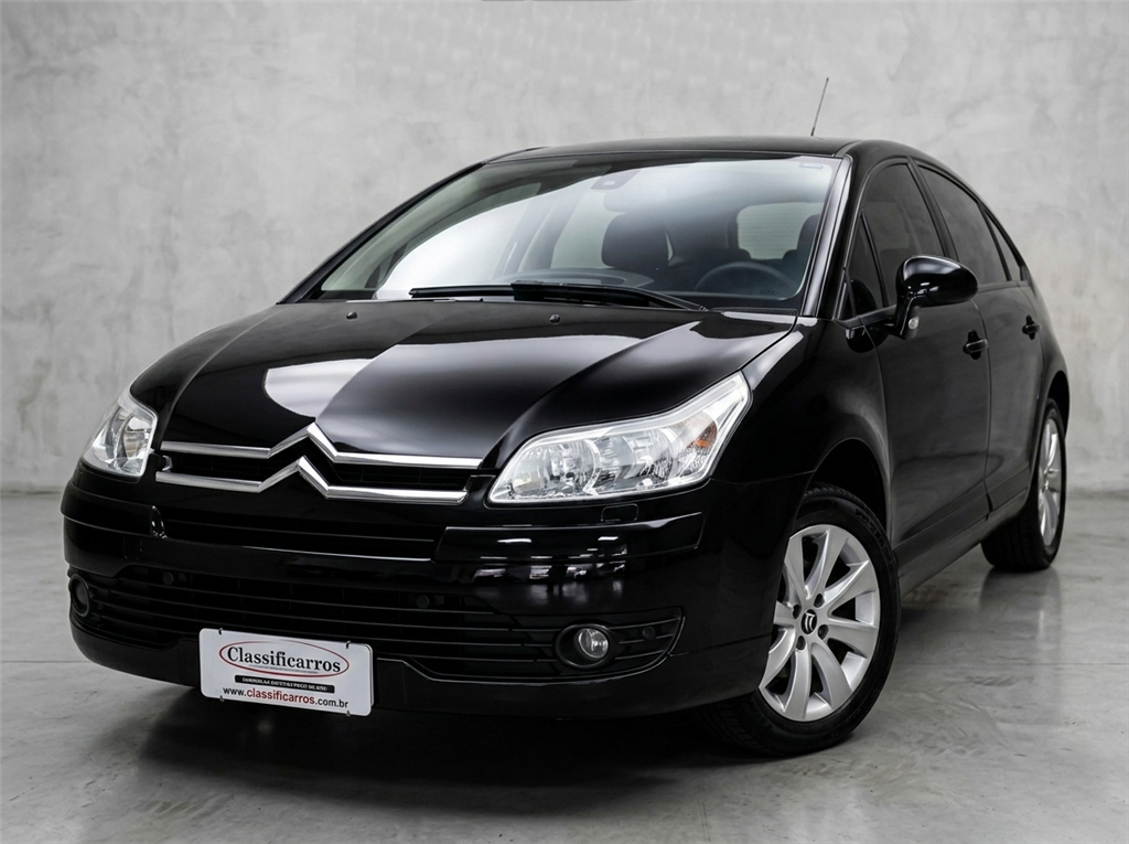 Citroën C4 - 2.0 EXCLUSIVE 16V FLEX 4P MANUAL