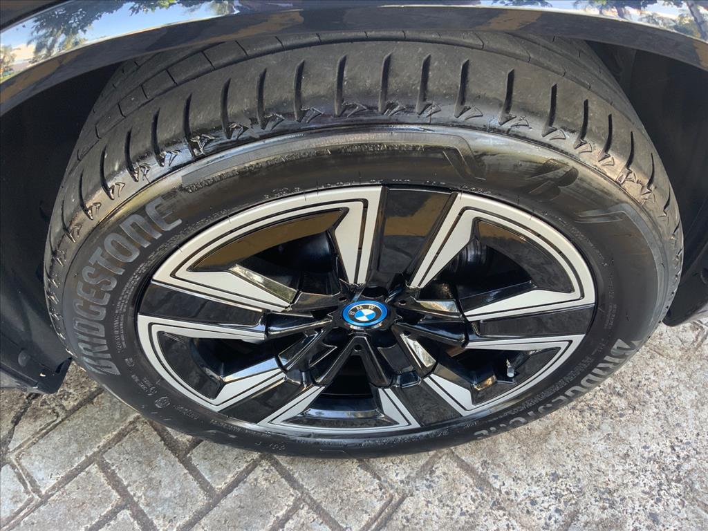 BMW-iX3-ELÉTRICO M SPORT