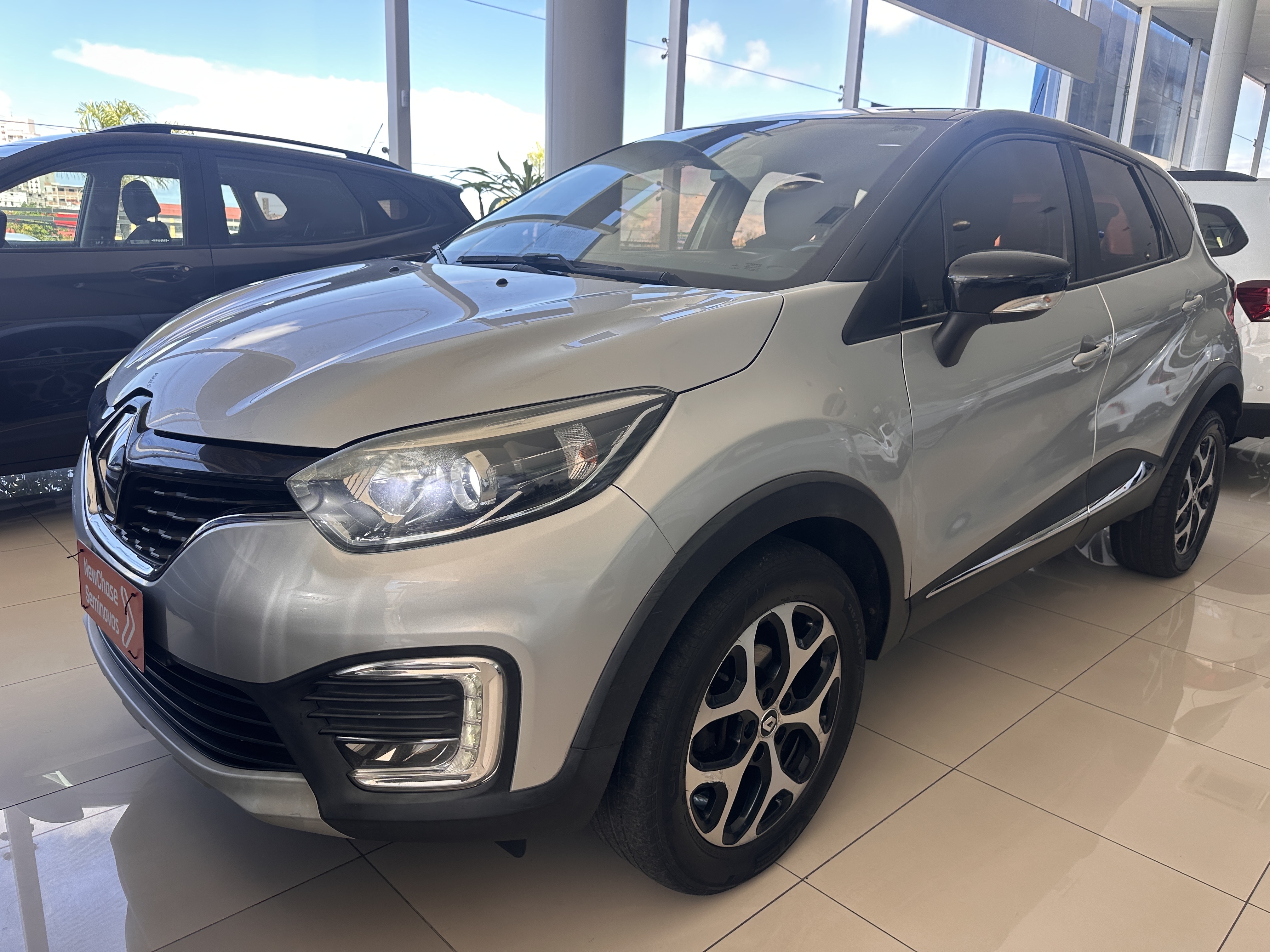 RENAULT CAPTUR 1.6 16V SCE FLEX INTENSE X-TRONIC