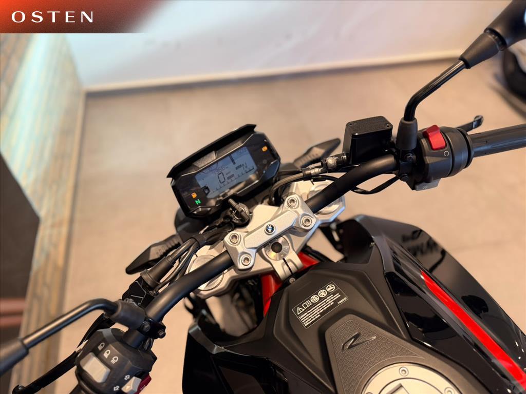 BMW Motorrad-G-310 R