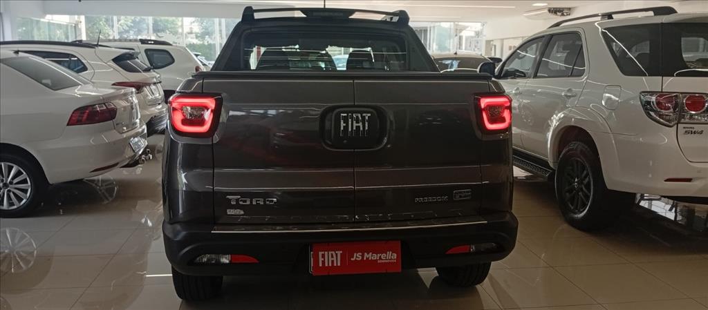 TORO 1.3 TURBO 270 FLEX FREEDOM AT62