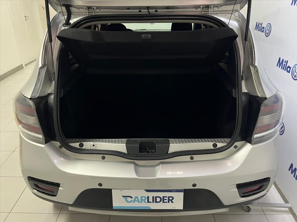 SANDERO 1.6 STEPWAY 8V FLEX 4P AUTOMATIZADO6
