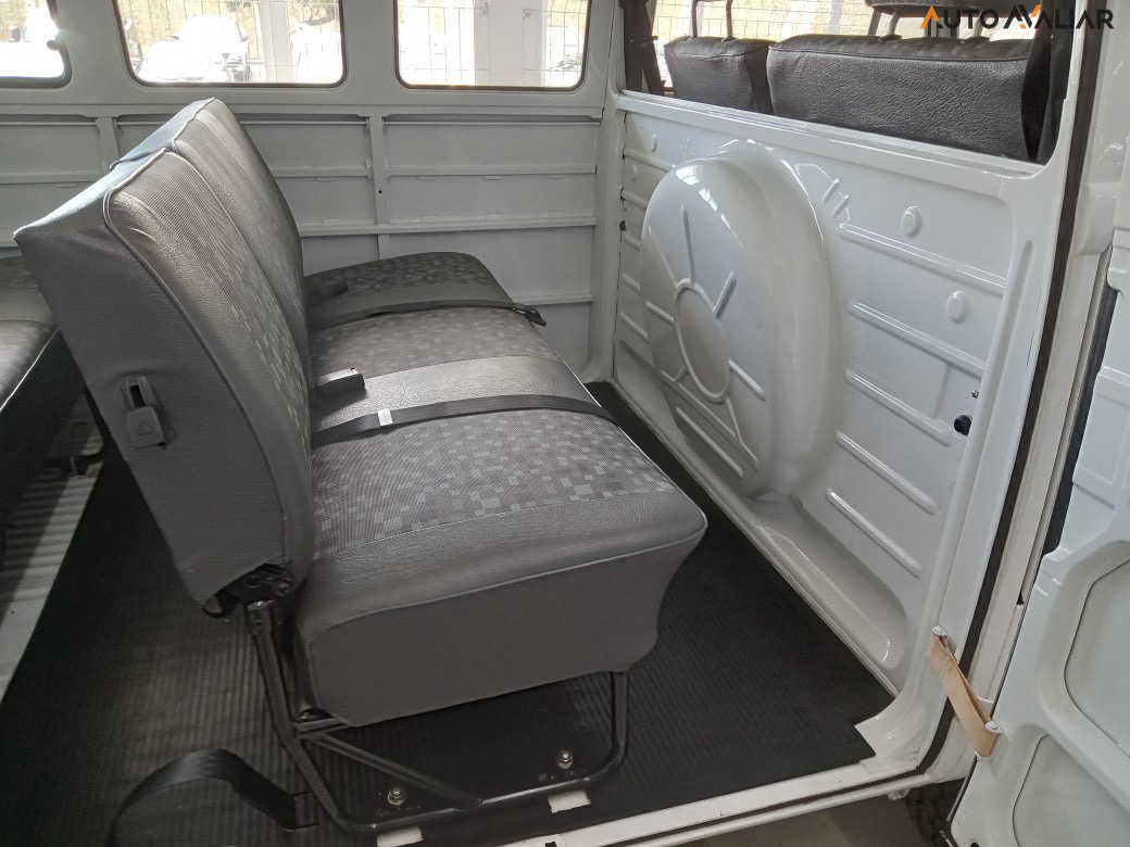 KOMBI 1.6 STD 8V GASOLINA 3P MANUAL5