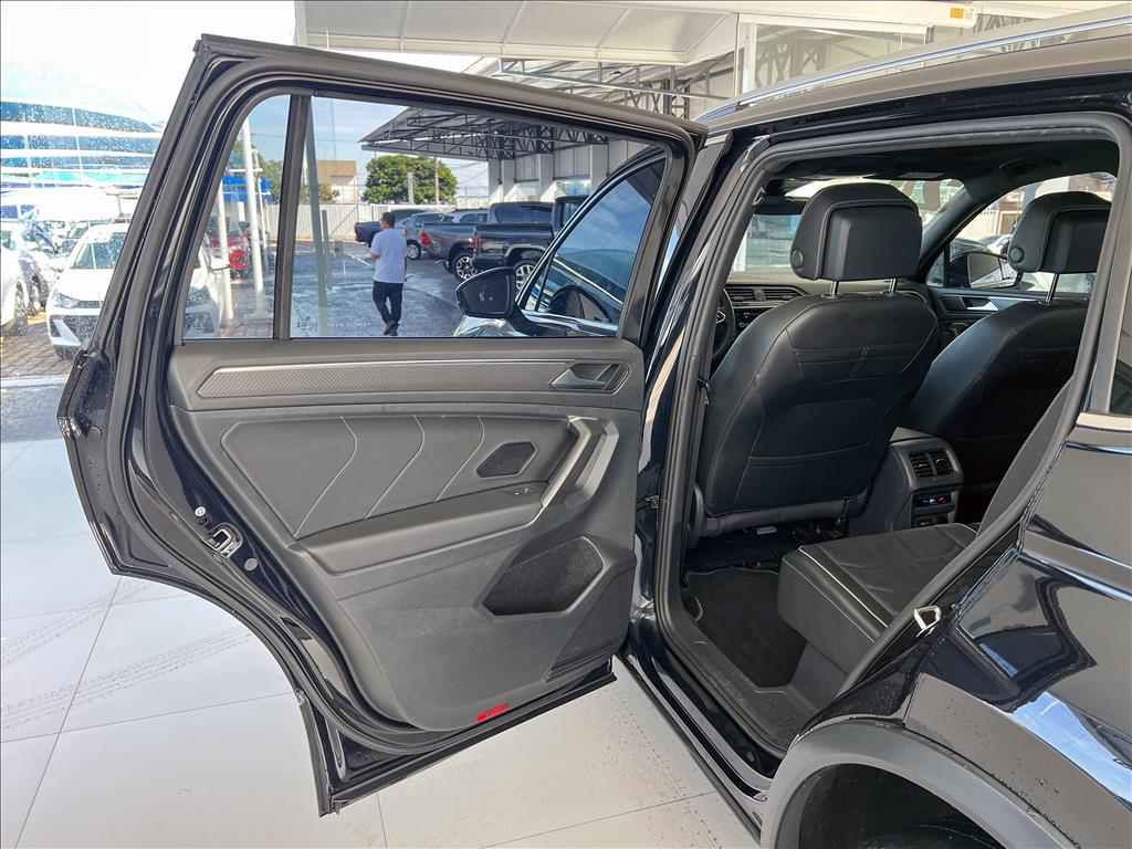 TIGUAN 2.0 300 TSI GASOLINA ALLSPACE R-LINE AUTOMÁTICO15