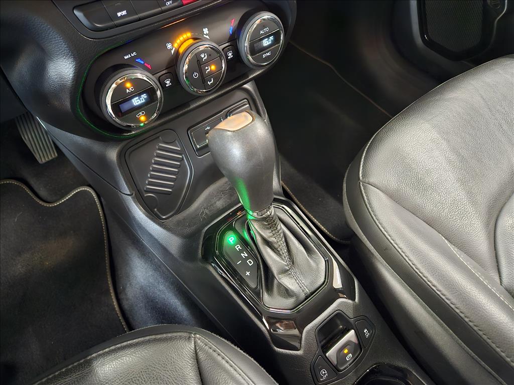 RENEGADE 1.8 16V FLEX LIMITED 4P AUTOMÁTICO10