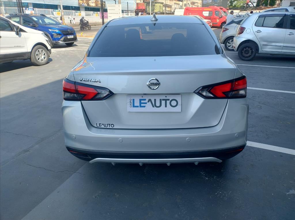 VERSA 1.6 16V FLEX EXCLUSIVE XTRONIC6