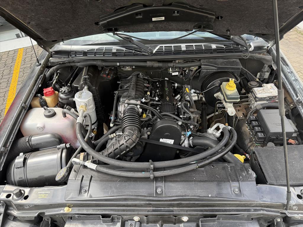 Chevrolet S10 - 2.4 MPFI EXECUTIVE 4X2 CD 8V FLEX 4P MANUAL