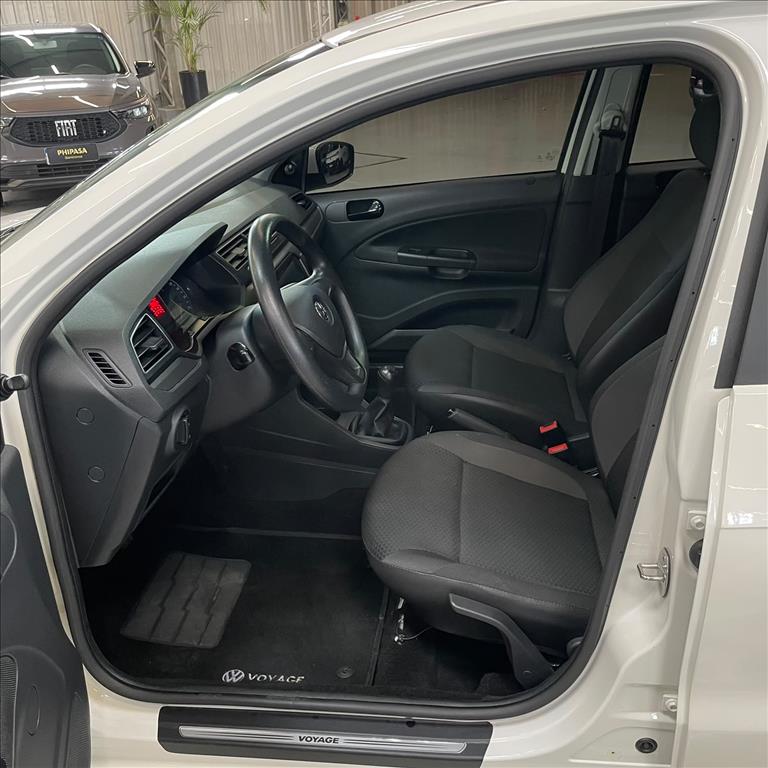 VOYAGE 1.0 12V MPI TOTALFLEX 4P MANUAL8