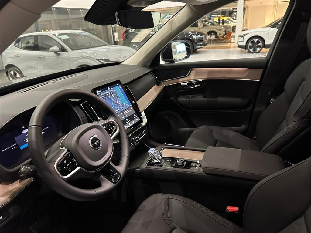 XC90 2.0 T8 PHEV PLUS AWD GEARTRONIC7