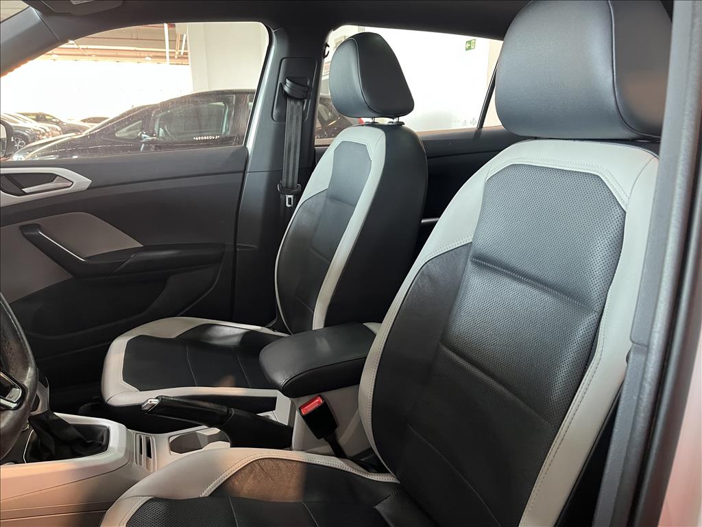 T-CROSS 1.4 250 TSI TOTAL FLEX HIGHLINE AUTOMÁTICO10