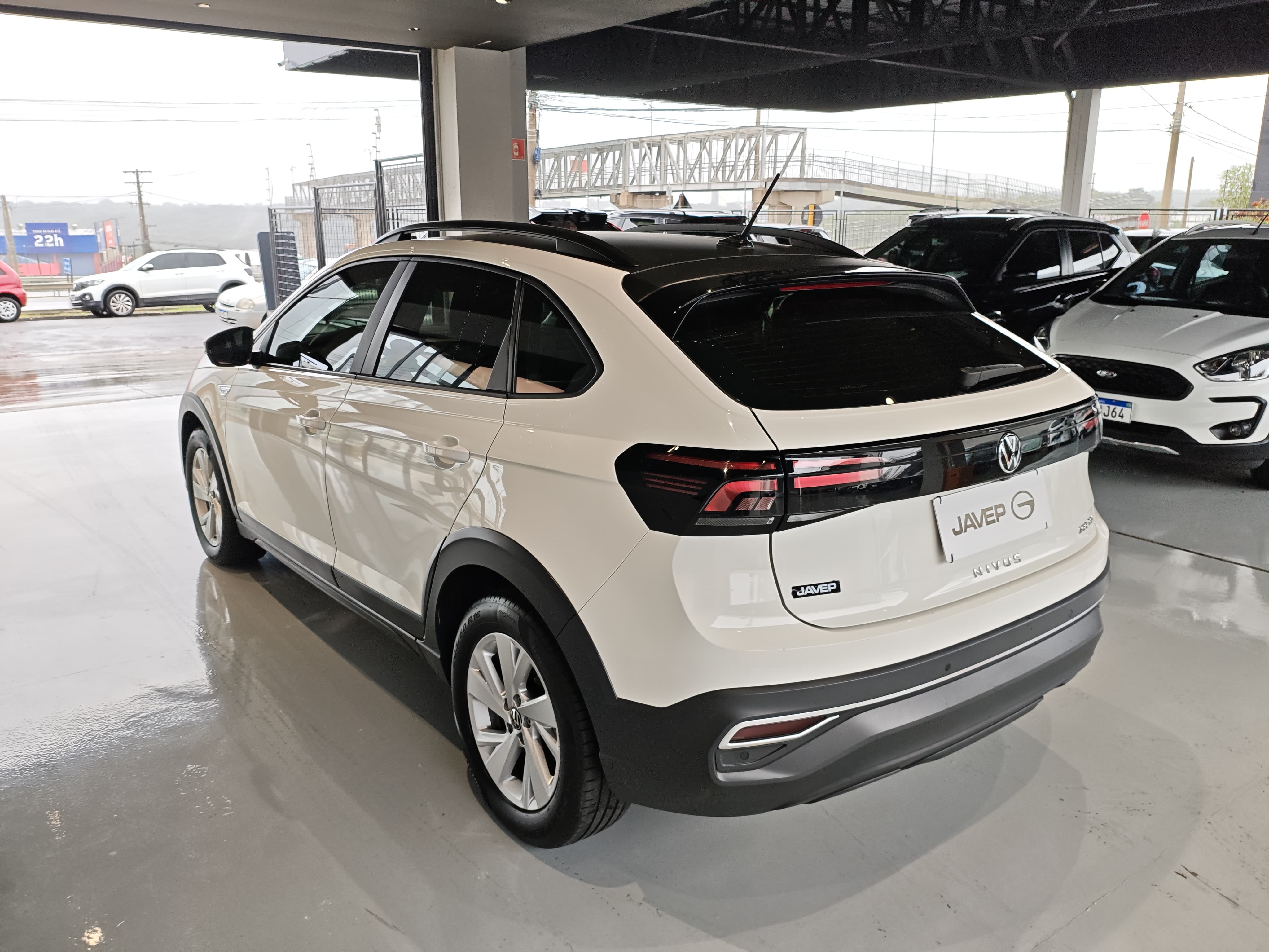 Volkswagen-NIVUS-1.0 200 TSI TOTAL FLEX COMFORTLINE AUTOMÁTICO