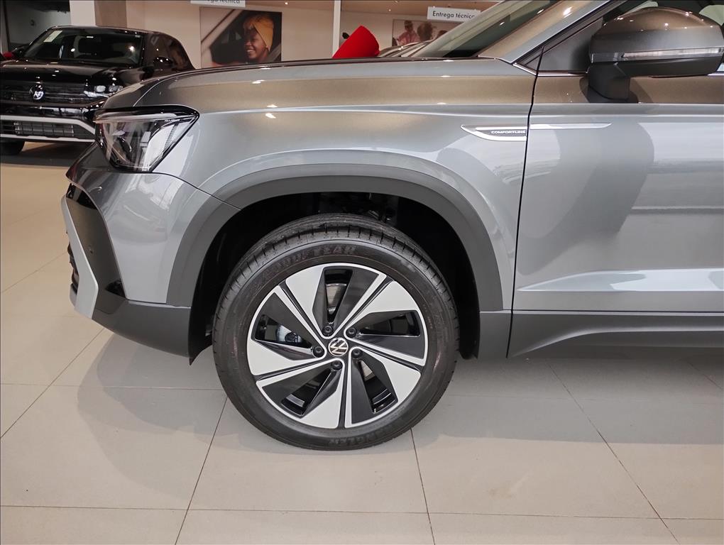 TAOS 1.4 250 TSI TOTAL FLEX COMFORTLINE AUTOMÁTICO13