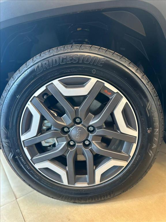 RENEGADE 1.3 T270 TURBO FLEX ALTITUDE AT67