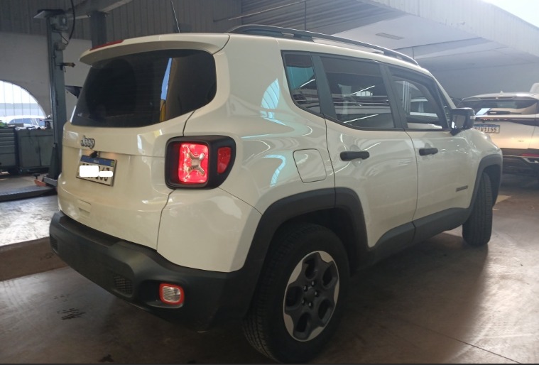 RENEGADE 1.8 16V FLEX 4P AUTOMÁTICO2