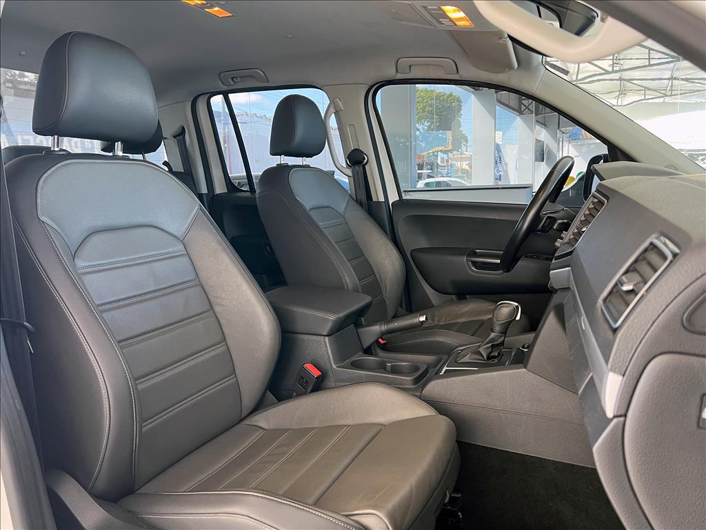 AMAROK 3.0 V6 TDI DIESEL HIGHLINE CD 4MOTION AUTOMÁTICO17