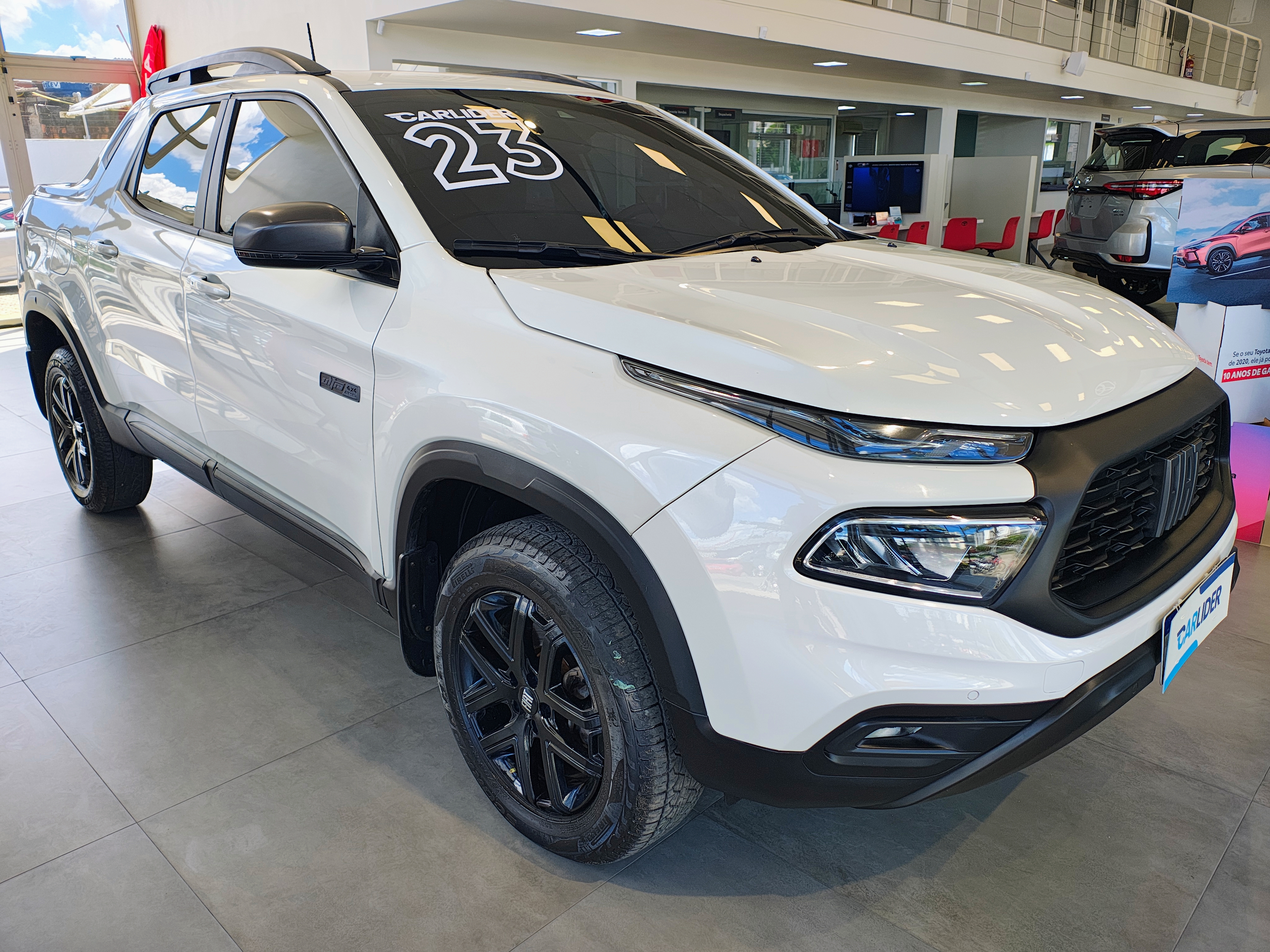 TORO 2.0 16V TURBO DIESEL ULTRA 4WD AT94