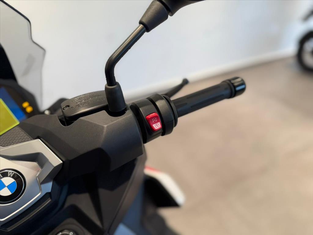 BMW Motorrad-C-400 X SPORT