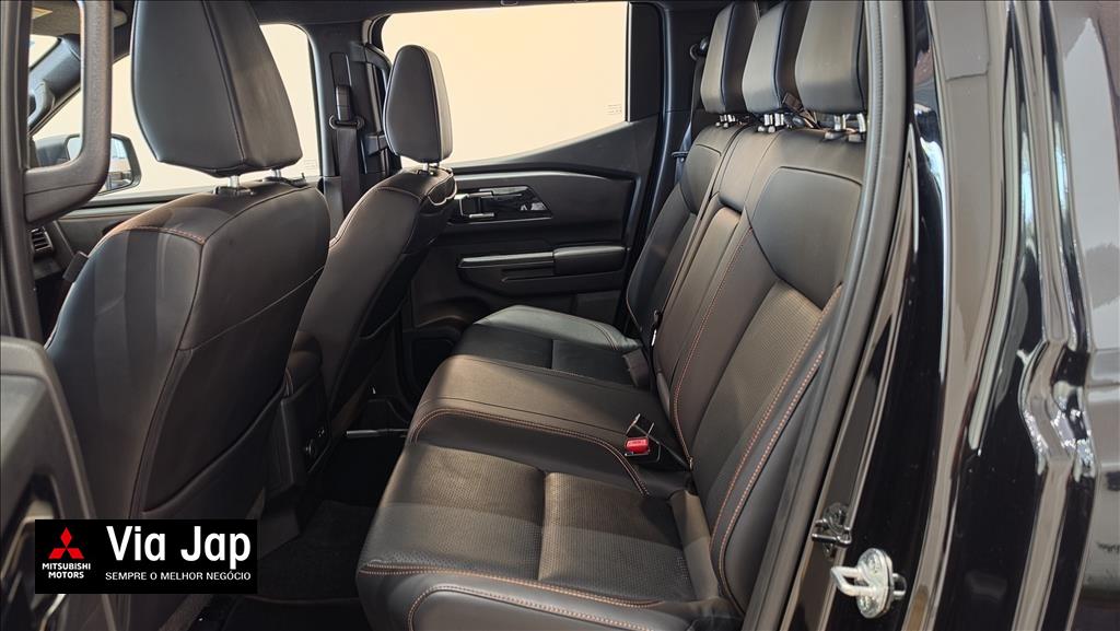 Mitsubishi-TRITON-2.4 BITURBO DIESEL CD KATANA 4X4 AUTOMÁTICO