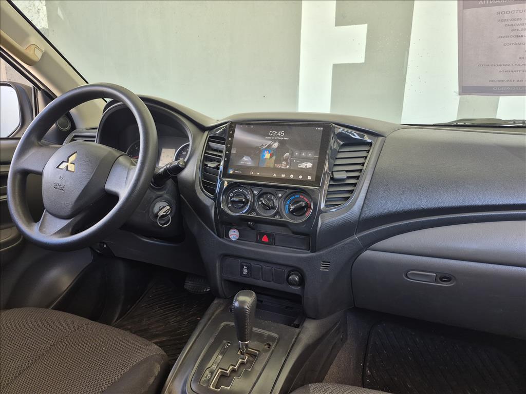 L200 TRITON 2.4 16V TURBO DIESEL OUTDOOR GLS CD 4X4 AUTOMÁTICO7