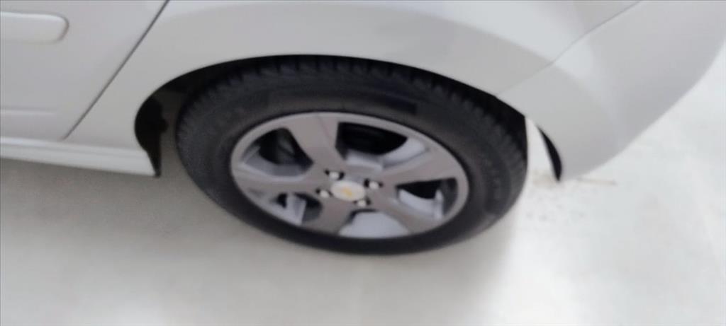 ONIX 1.4 MPFI LTZ 8V FLEX 4P MANUAL ONIX 1.4 MPFI LTZ 8V FLEX 4P MANUAL