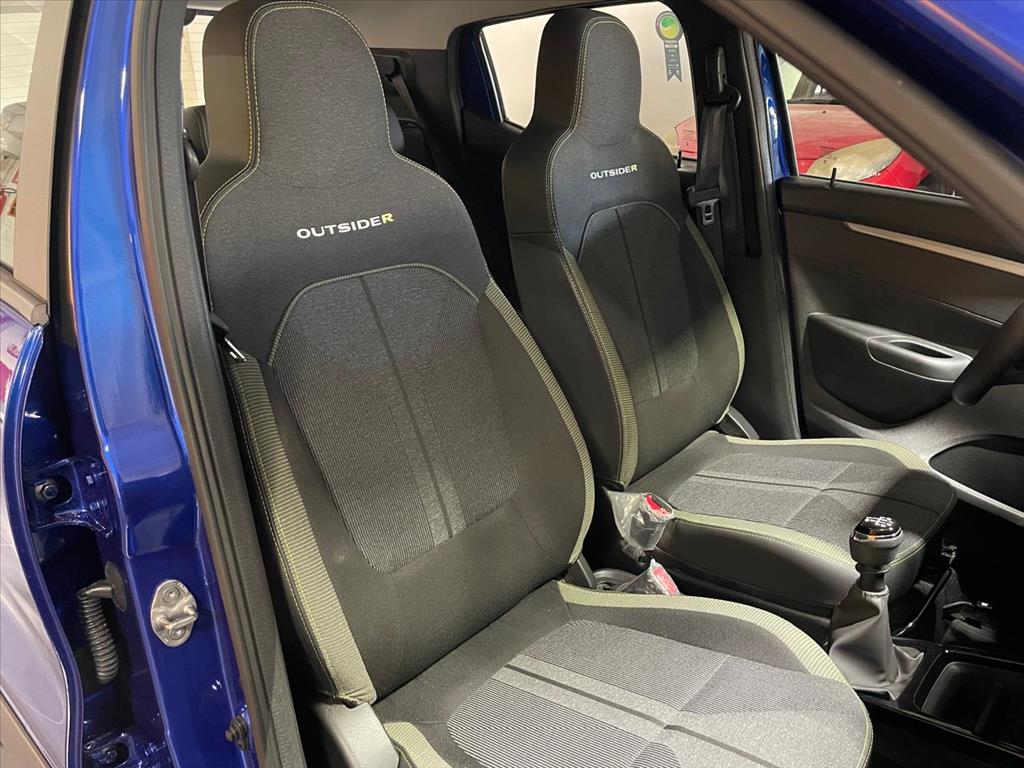 KWID 1.0 12V SCE FLEX OUTSIDER MANUAL