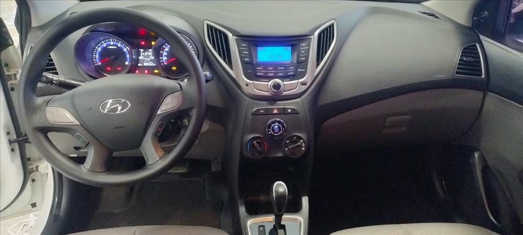 HB20S 1.6 COMFORT PLUS 16V FLEX 4P AUTOMÁTICO6
