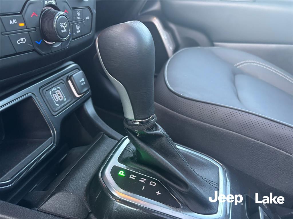 RENEGADE 1.3 T270 TURBO FLEX SAHARA AT615