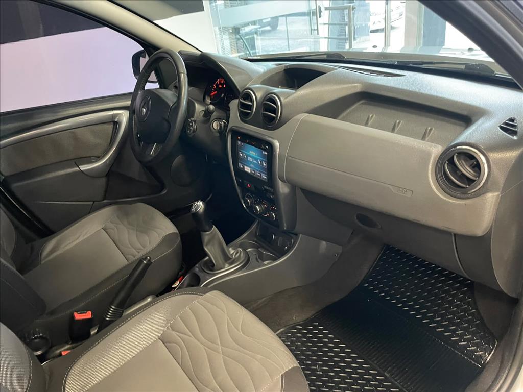 DUSTER 1.6 DYNAMIQUE 4X2 16V FLEX 4P MANUAL8
