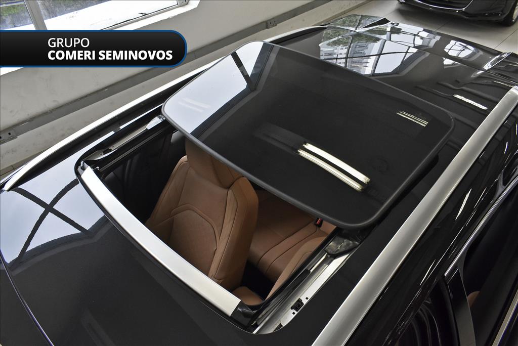 UX 300h 2.0 VVT-I HYBRID CVT17